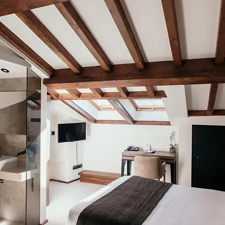 Hotel Via Aetcal & Wellness 2*